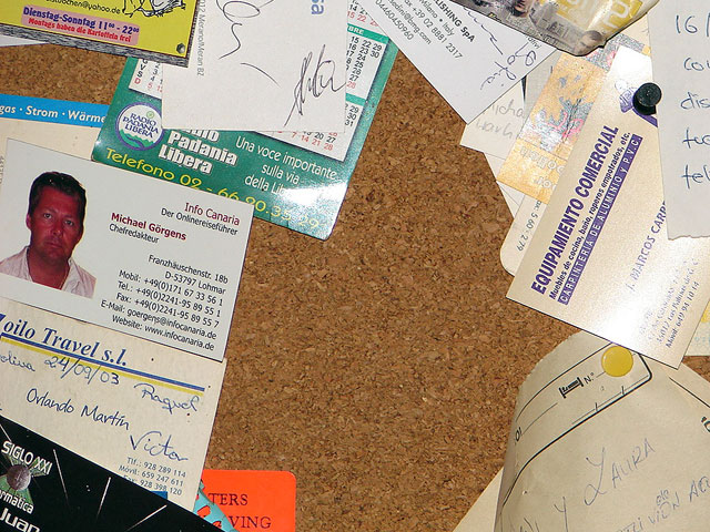 Ausschnitt-Pinwand-Cofete